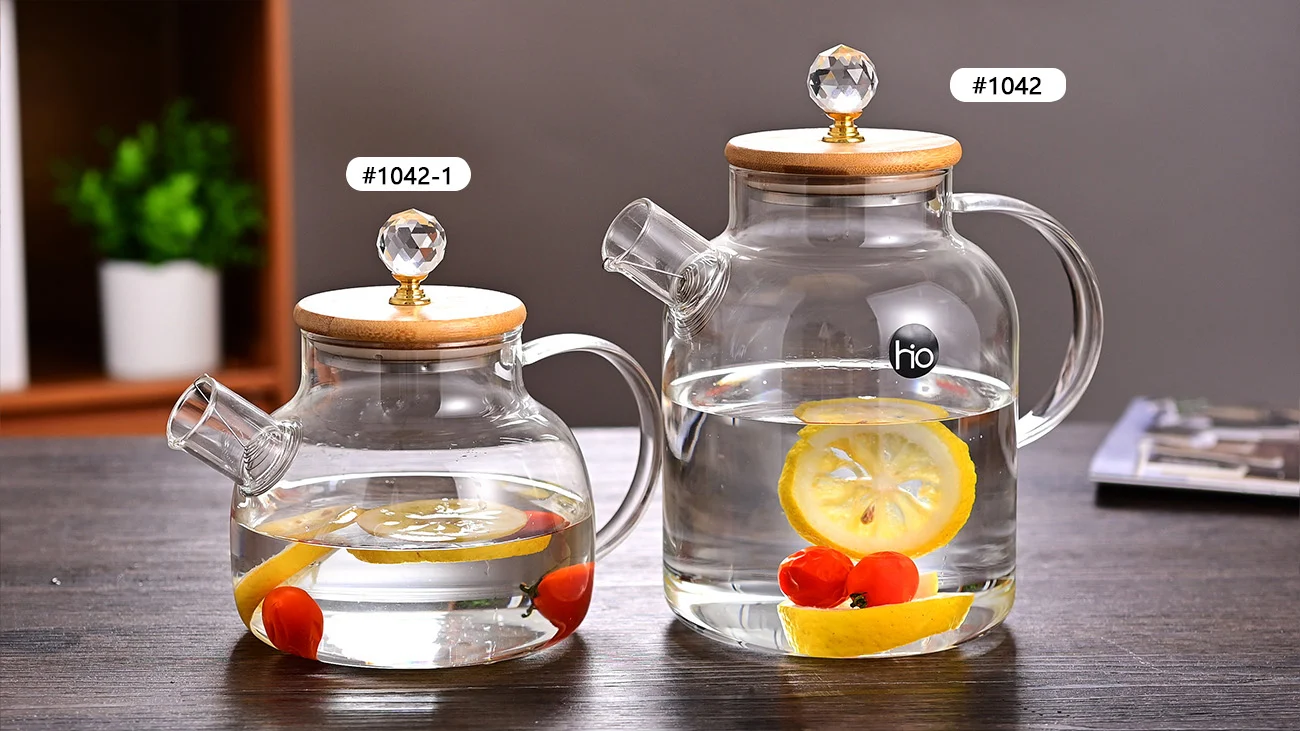 Breast Milk Pitcher KITCHENDAO Glass Creamer With Fresh-Keeping Lock Mechanism, Drip-Free Creamer Container With Lid